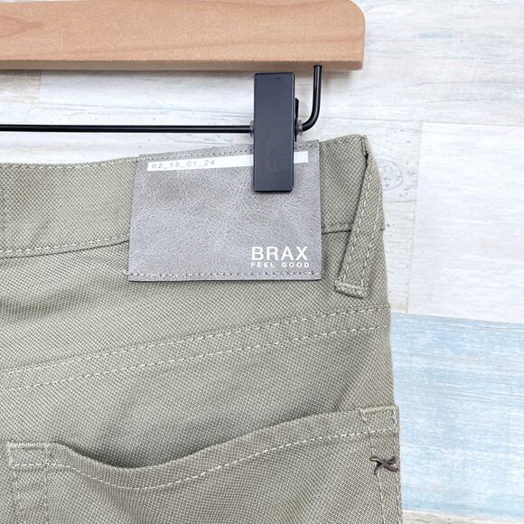 BRAX Chuck Hi Flex Jeans Green Slim Straight Leg Lightweight Stretch Mens 32x34 - Picture 6 of 10